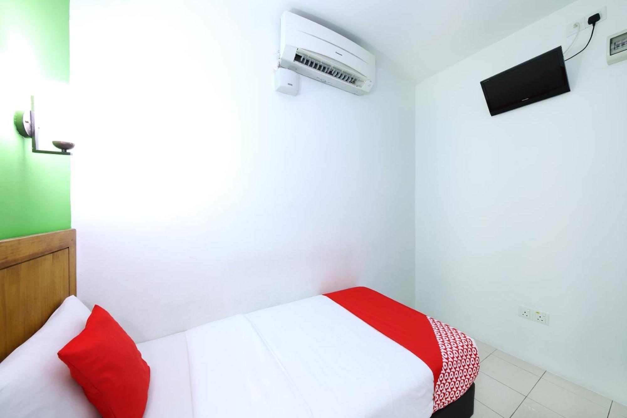 OYO 502 Midah Inn Puchong Ngoại thất bức ảnh